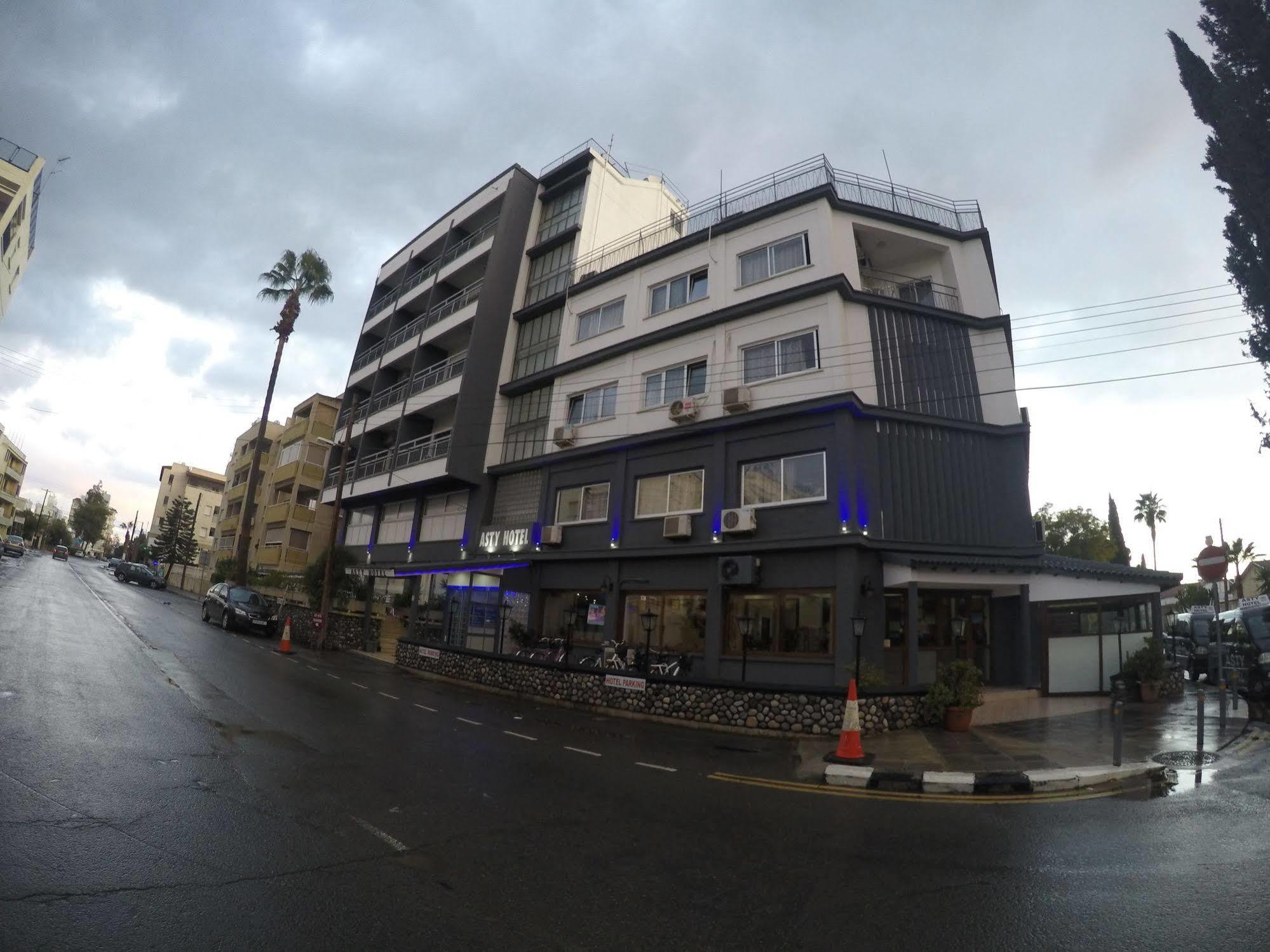 Asty Hotel Nicosia Esterno foto